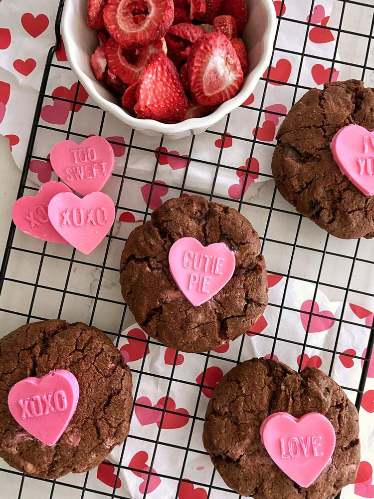 February 2022 Special: Chocolate Strawberry Cookie