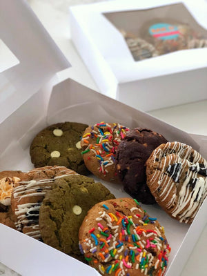 
                  
                    Deluxe: Box of Ten Cookies
                  
                